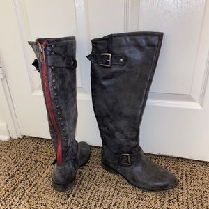 Boots size 8.5
